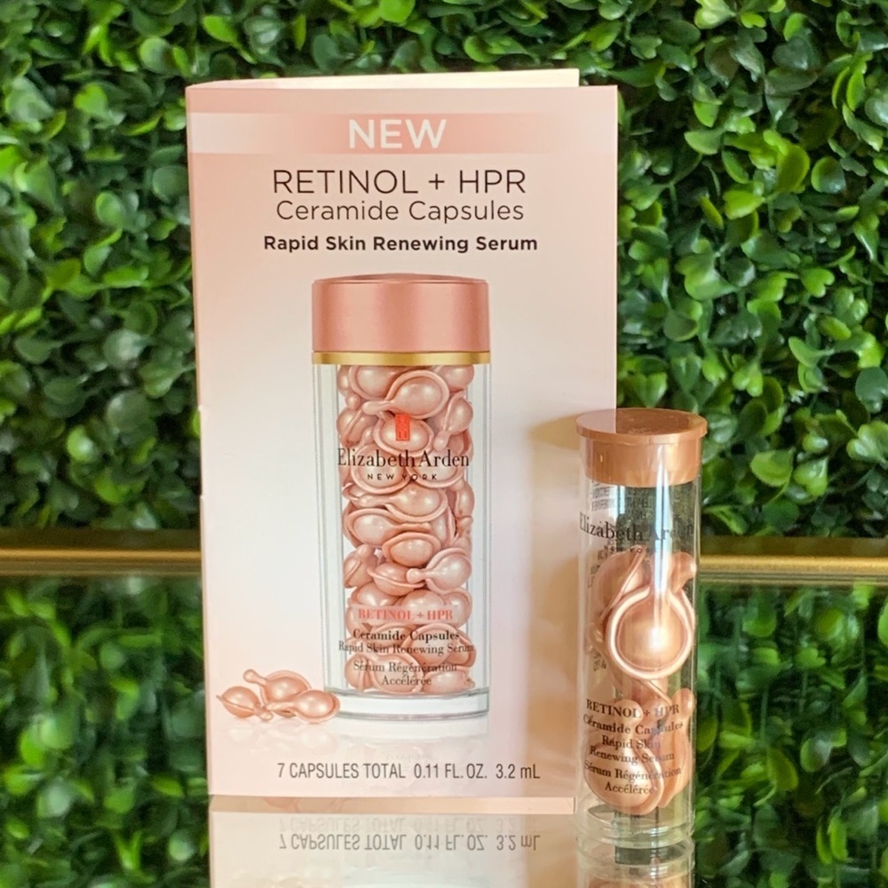 Elizabeth Arden Retinol + HPR Ceramide Capsules Rapid Skin Renewing Serum | NEW